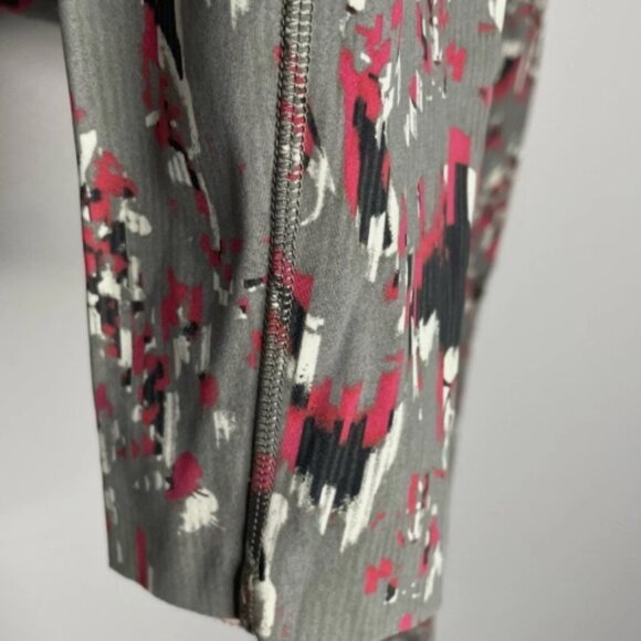 Lululemon Fast and Free High-Rise Leggings 25" Size 6 SOLD OUT Tights - Picture 8 of 8